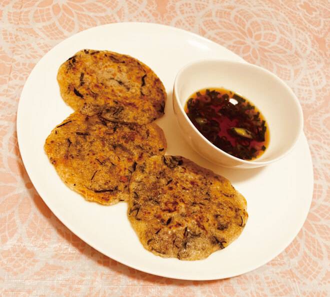 玄米と麦のぞうすいで作られたもちもちおやきの画像