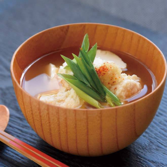 『カラダを気づかう出汁』で作ったくずし豆腐と生姜のみそ汁